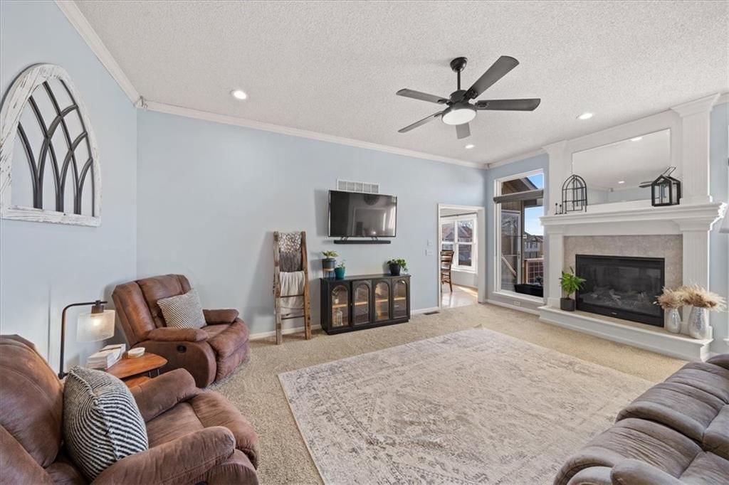 803 NW Redbud Drive — photo 4