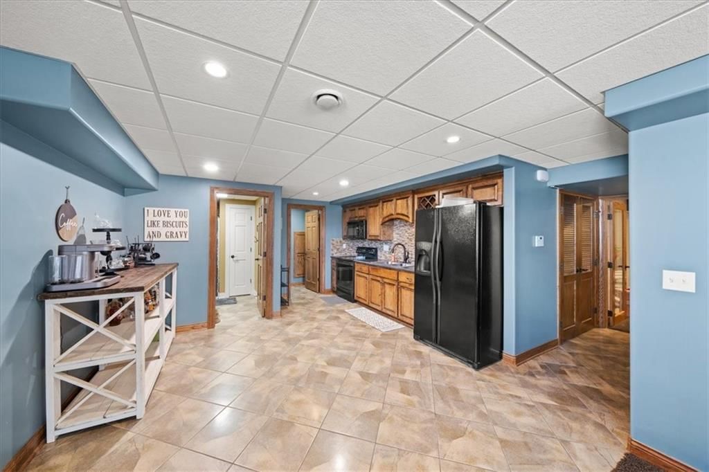 803 NW Redbud Drive — photo 19