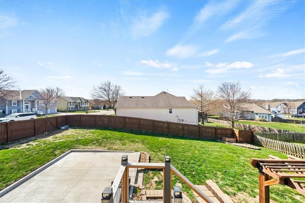 803 NW Redbud Drive — photo 24