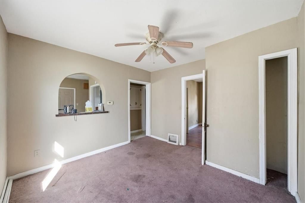 4418 Monroe Avenue — photo 6