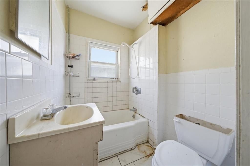 4418 Monroe Avenue — photo 18