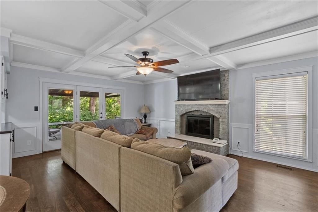 15320 W 92nd Place — photo 7