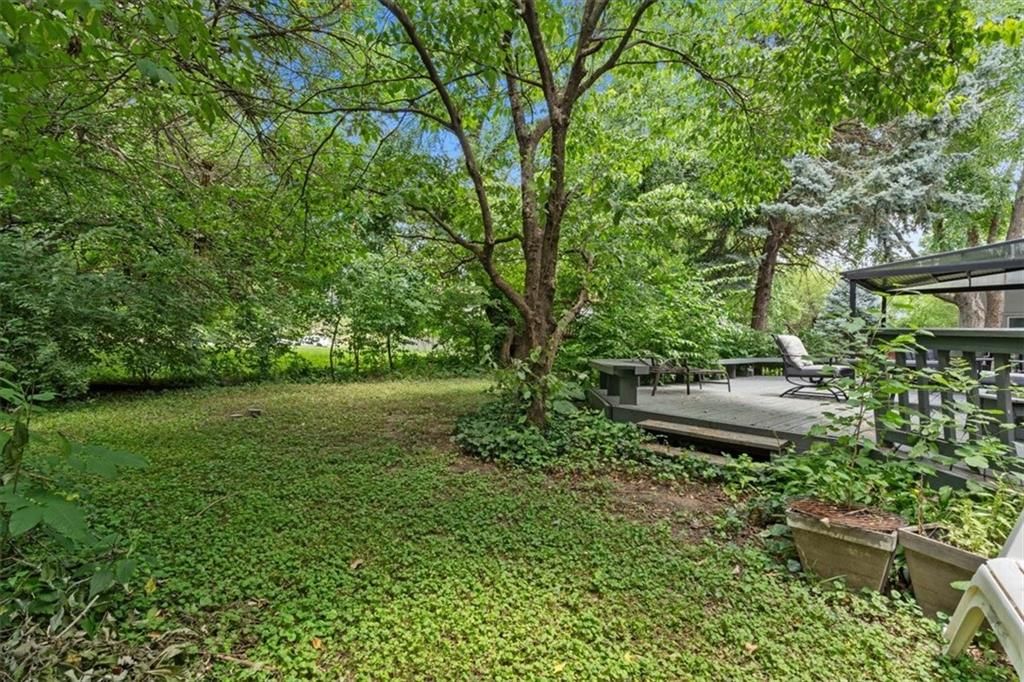 15320 W 92nd Place — photo 25