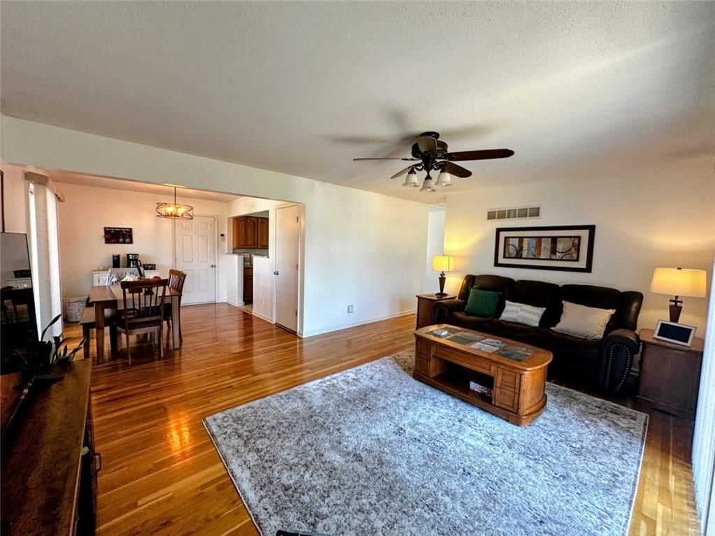 6915 NW 79th Terrace — photo 9