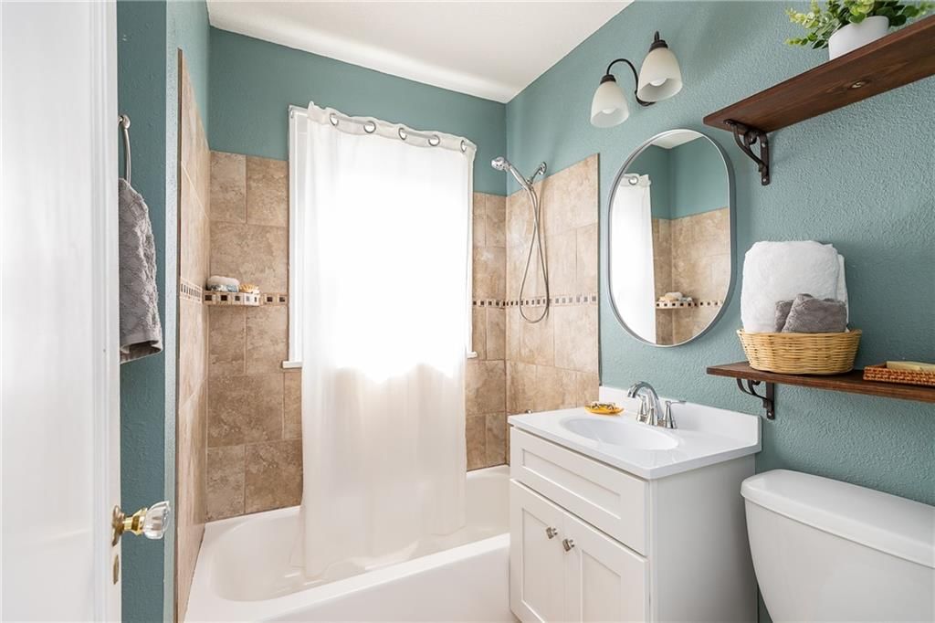 5827 Cherry Street — photo 26