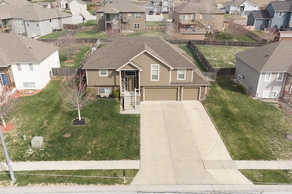 15418 Meyer Drive — photo 2