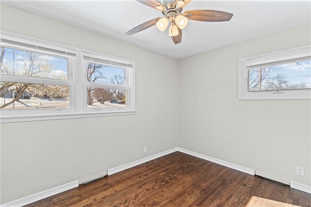 1508 NE Shady Lane Drive — photo 11