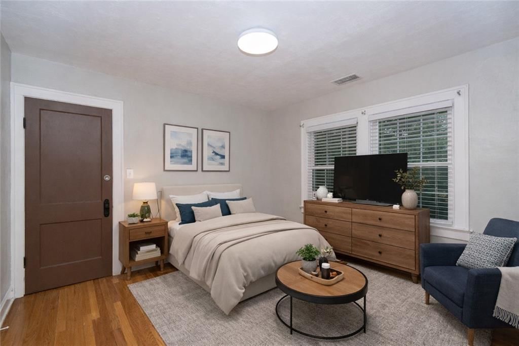 5331 Charlotte Street — photo 11