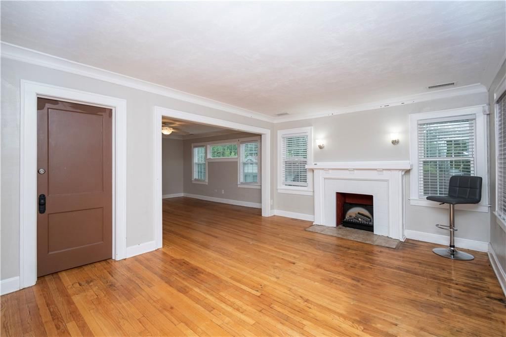 5331 Charlotte Street — photo 15