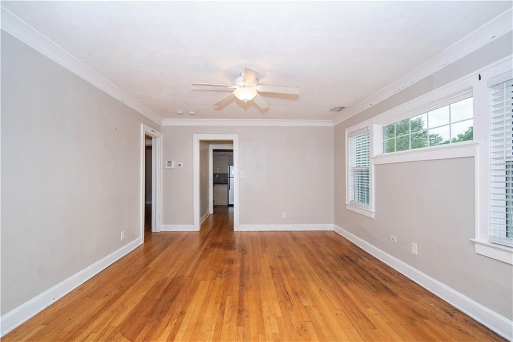 5331 Charlotte Street — photo 20