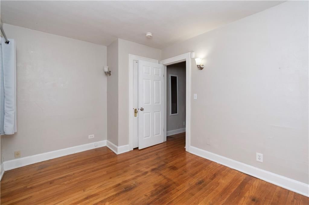 5331 Charlotte Street — photo 30