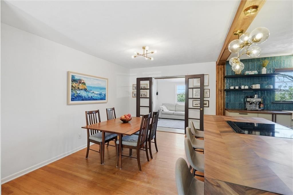 1104 W 93rd Street — photo 16