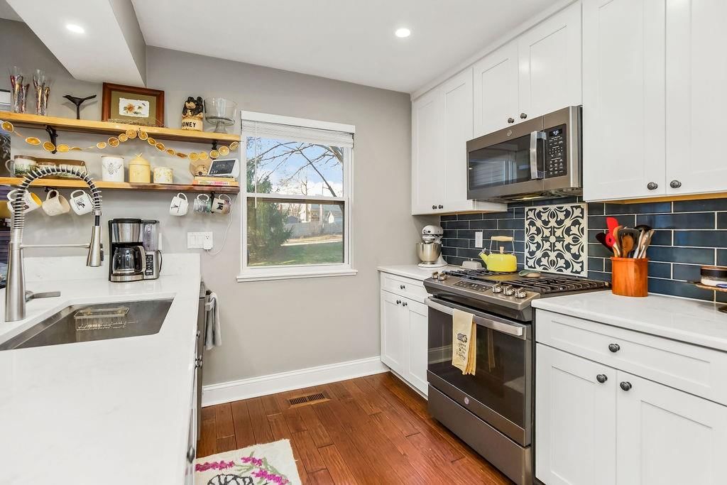 4906 NW Barry Road — photo 11