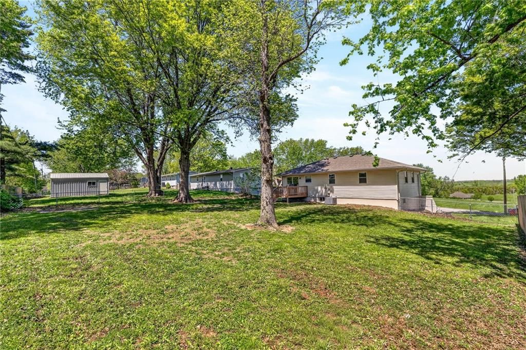 1715 Karlton Way — photo 21