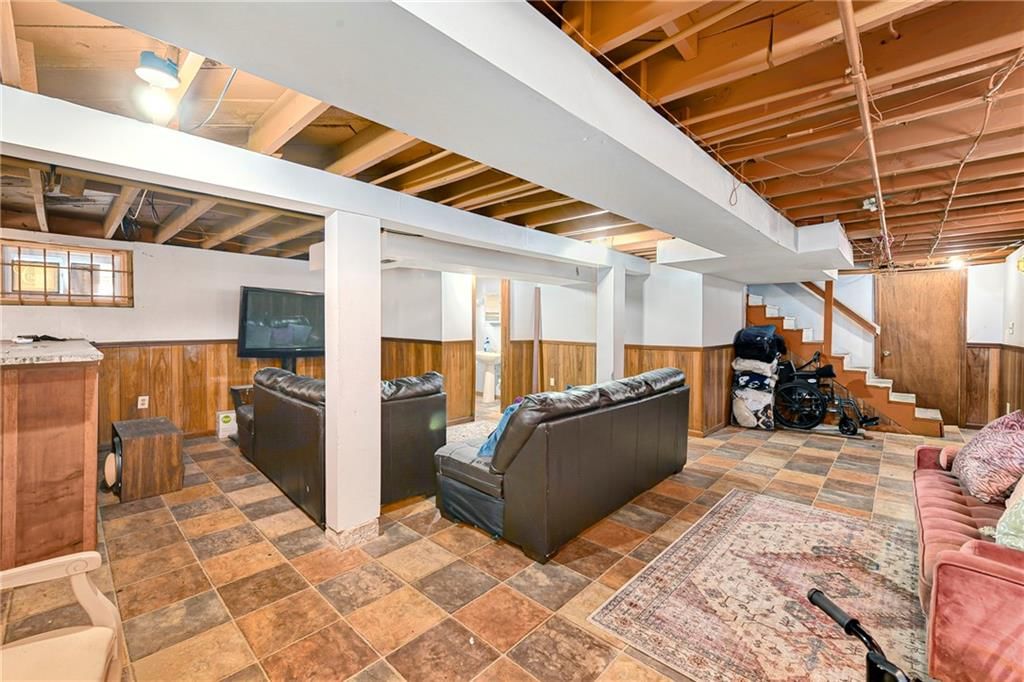 5643 Olive Street — photo 15