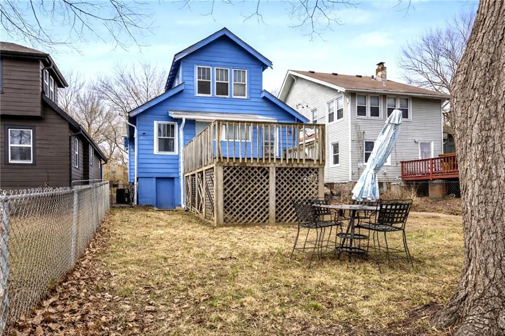 5643 Olive Street — photo 17