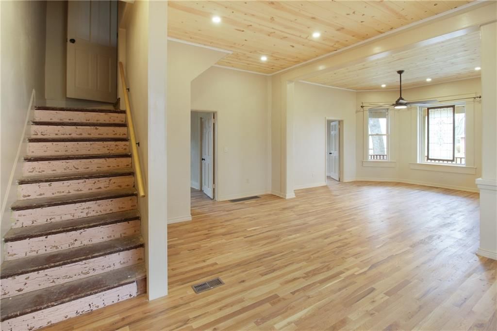 1000 Briggs Avenue — photo 17