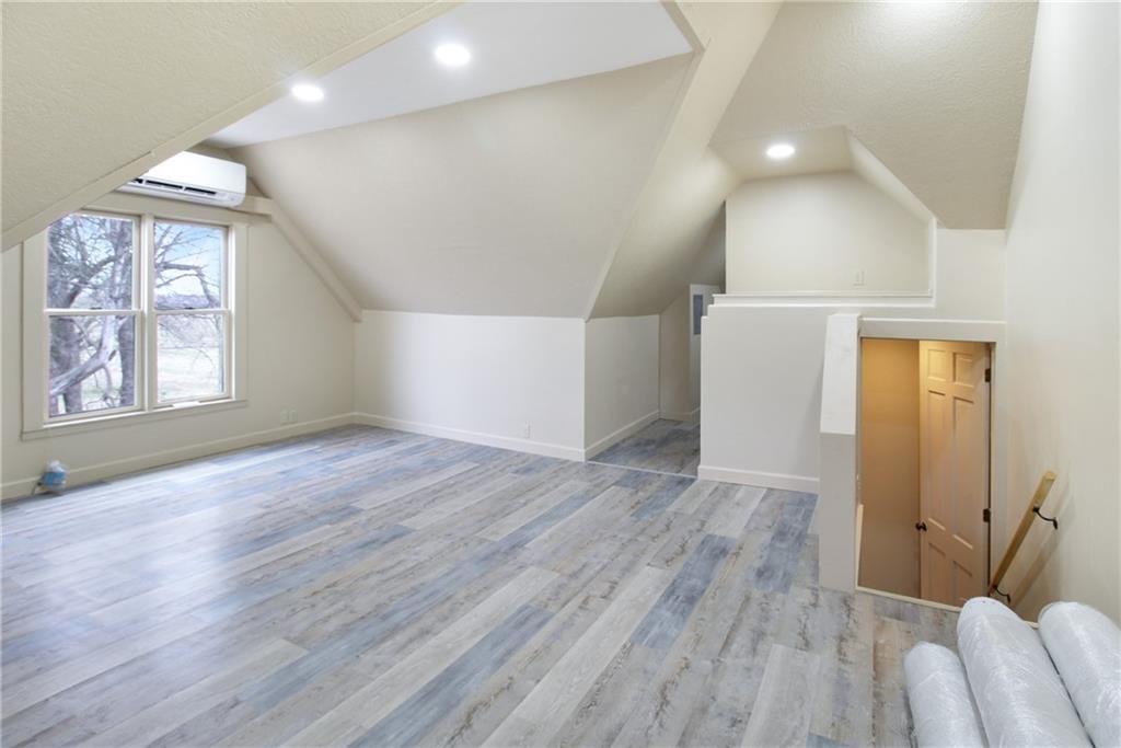 1000 Briggs Avenue — photo 18