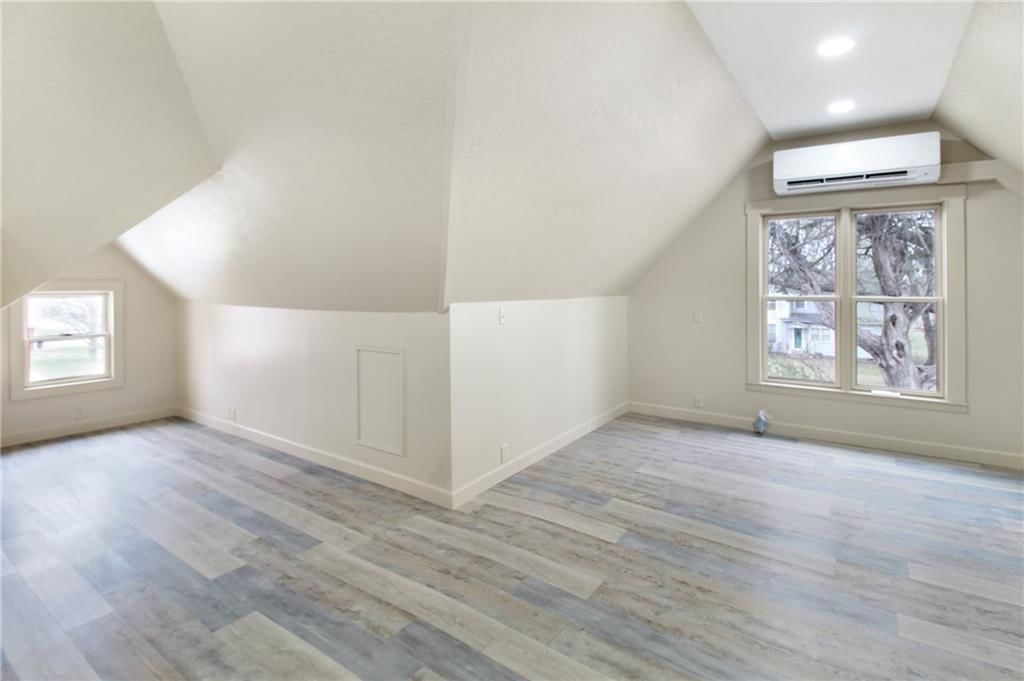 1000 Briggs Avenue — photo 21