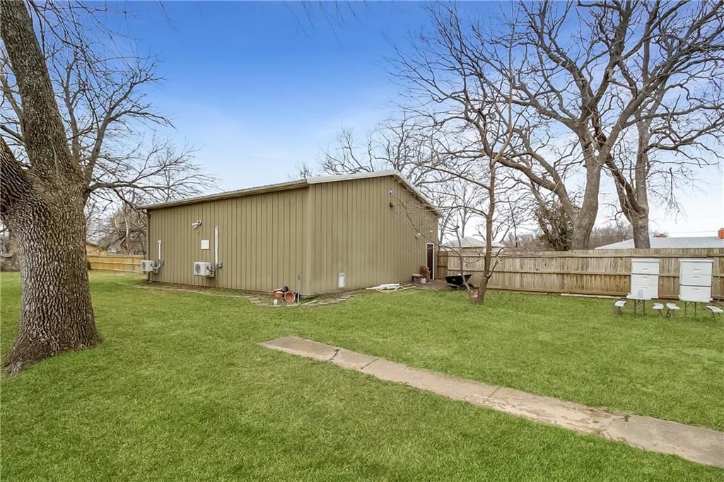 1000 Briggs Avenue — photo 35