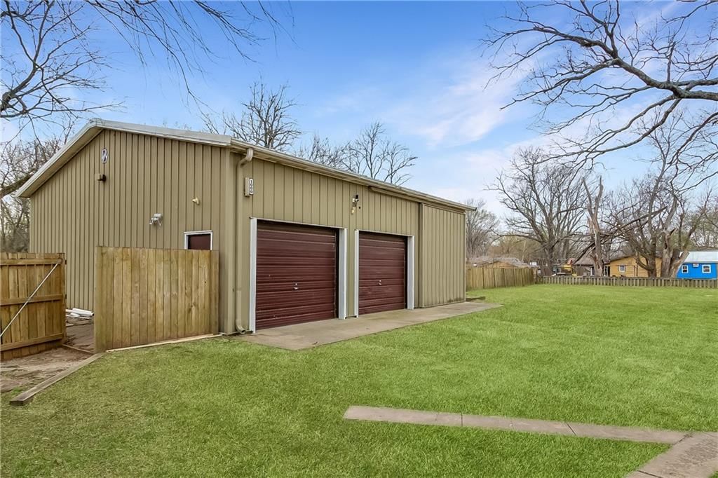 1000 Briggs Avenue — photo 39