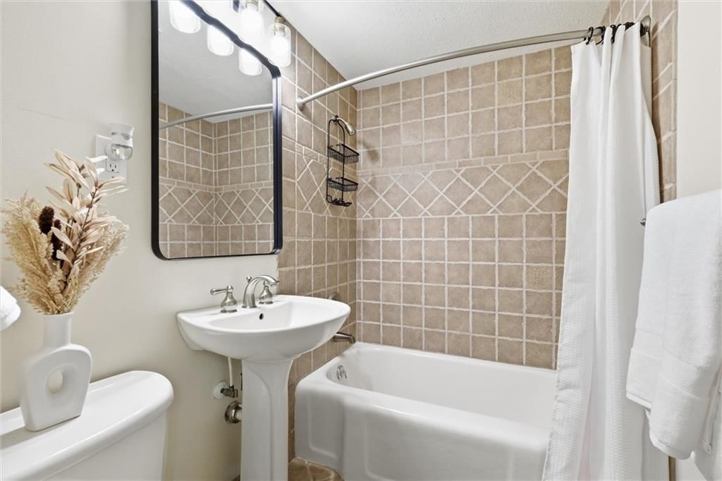 3901 W 73rd Terrace — photo 30