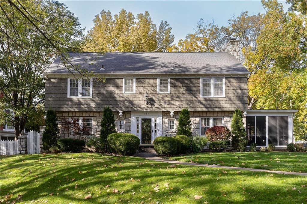 200 W 66th Street, Kansas City, MO
