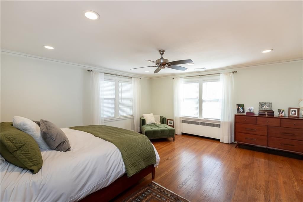 200 W 66th Street — photo 32