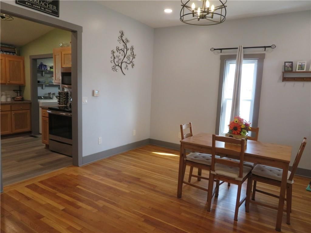 108 W Lake Street — photo 16