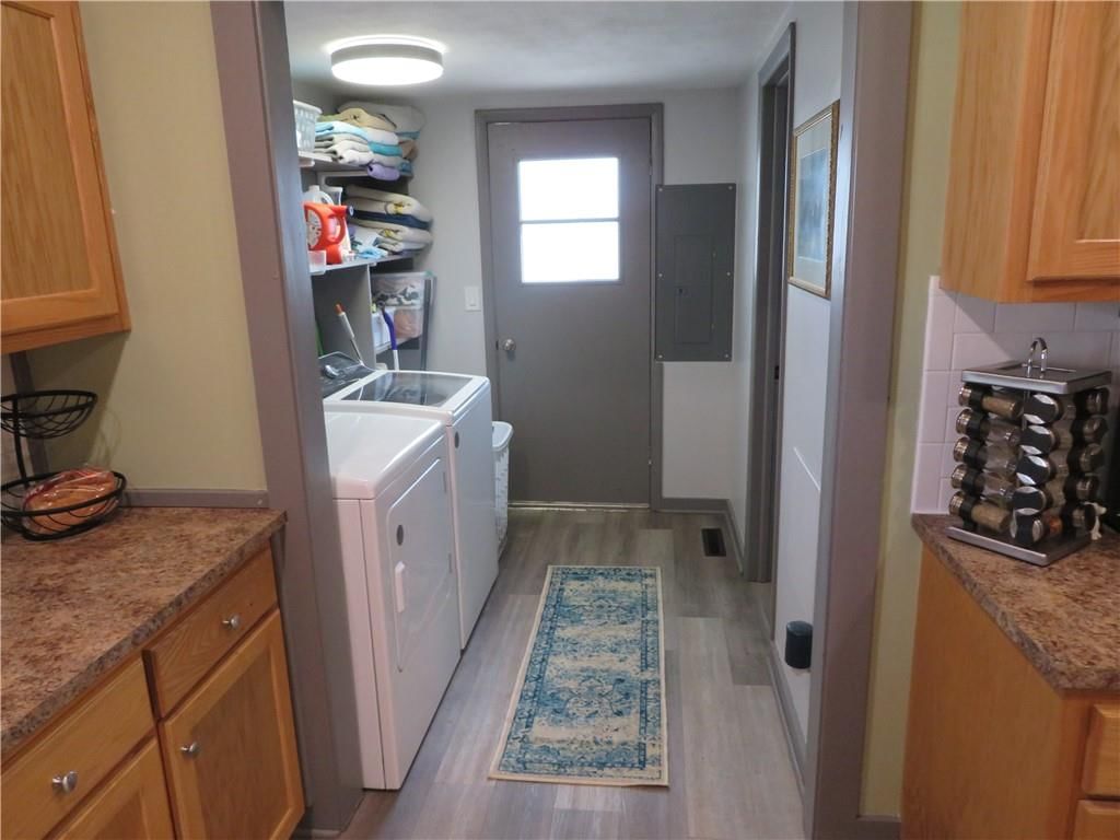 108 W Lake Street — photo 27