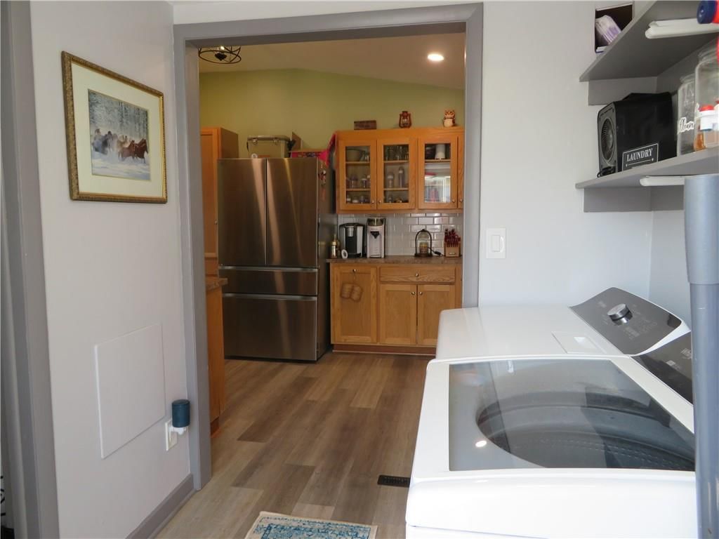 108 W Lake Street — photo 29