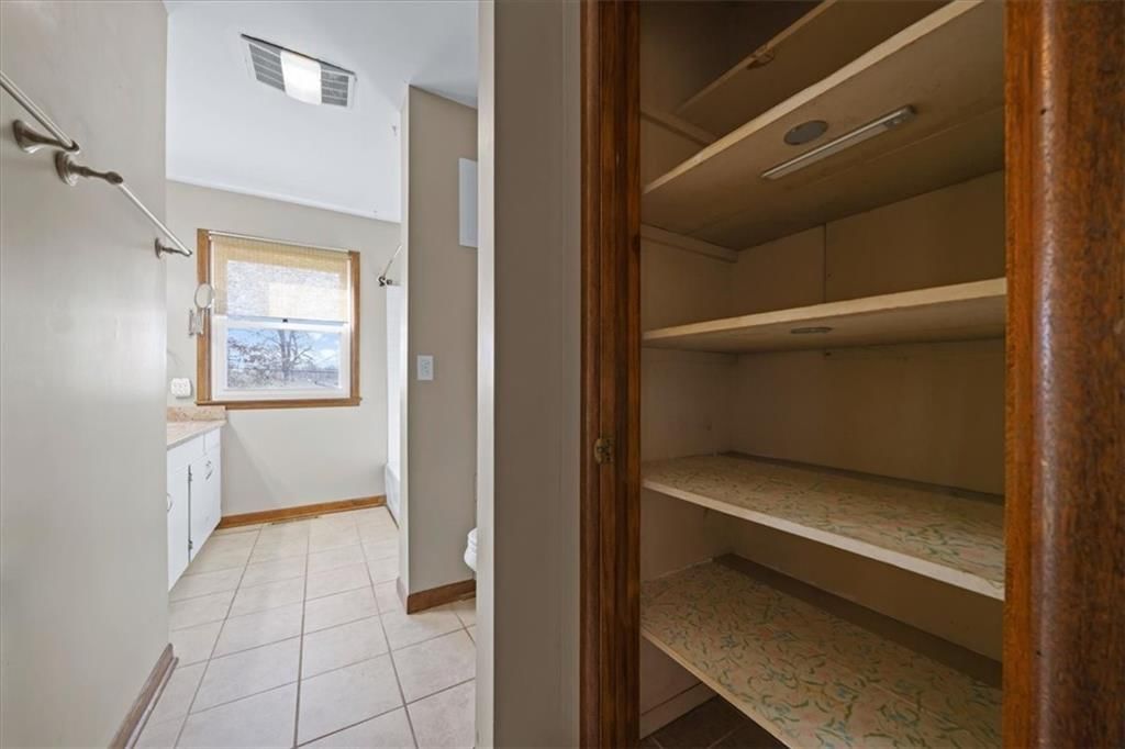 1805 W 21st Terrace — photo 14