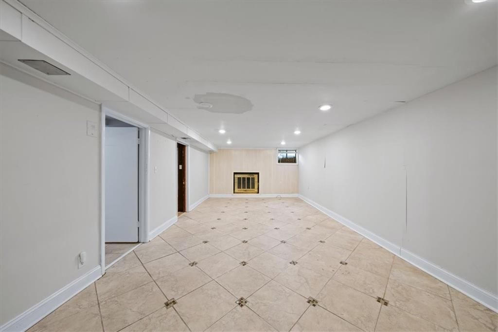 1805 W 21st Terrace — photo 17
