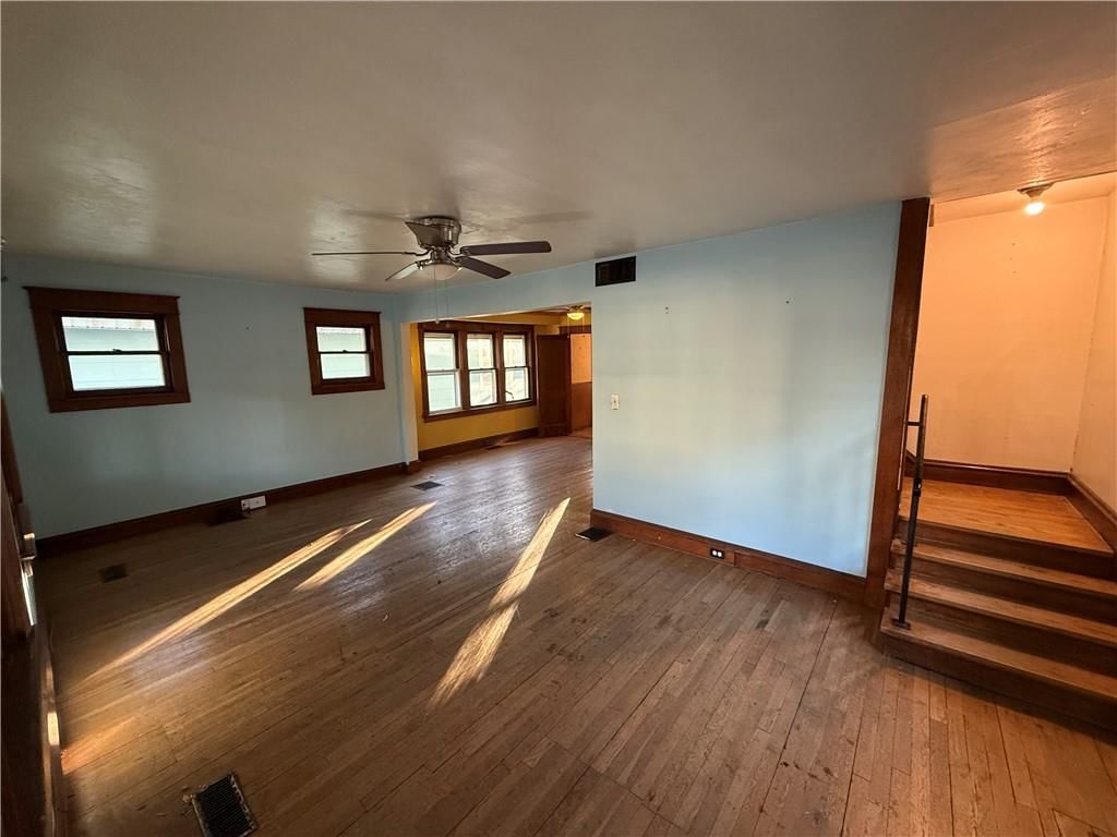 4324 Cambridge Street — photo 2