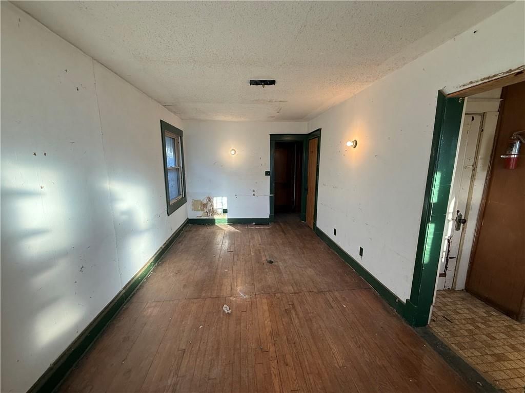 4324 Cambridge Street — photo 9