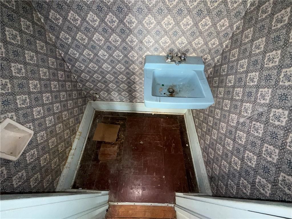 4324 Cambridge Street — photo 31