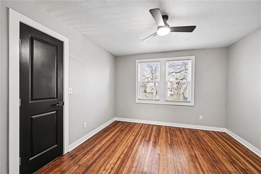 4435 Troost Avenue — photo 15
