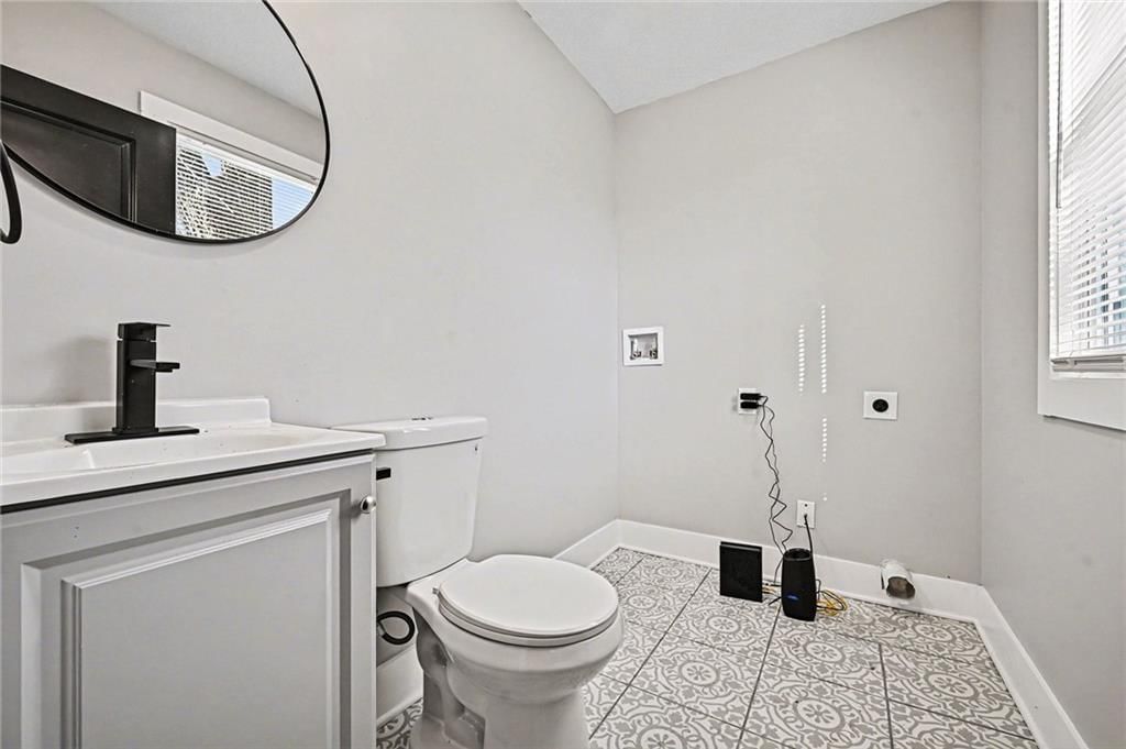 4435 Troost Avenue — photo 20