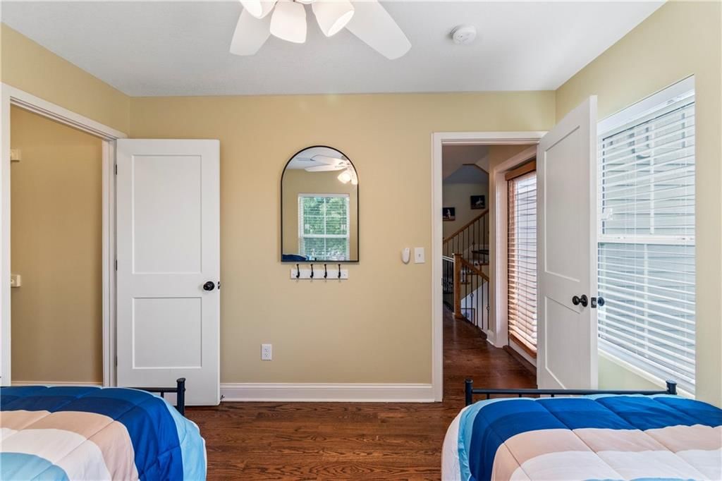 3412 Charlotte Street — photo 18