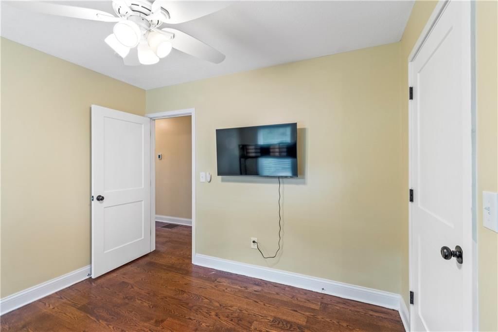3412 Charlotte Street — photo 21