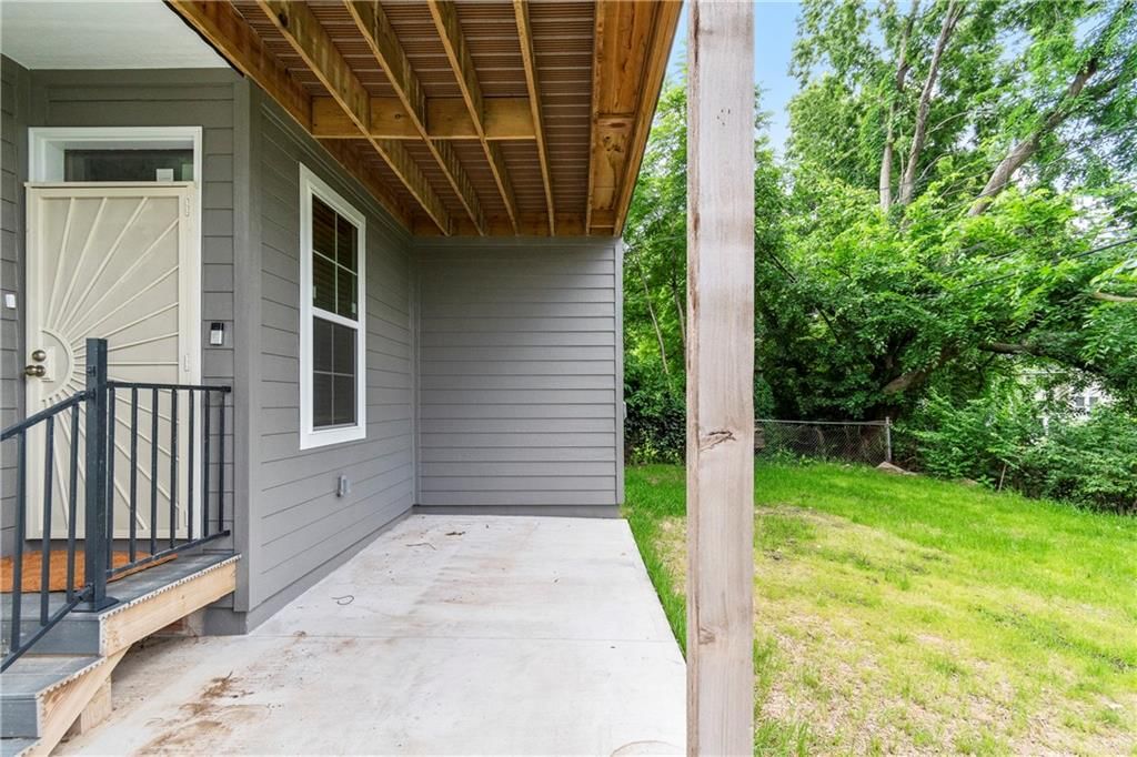 3412 Charlotte Street — photo 35