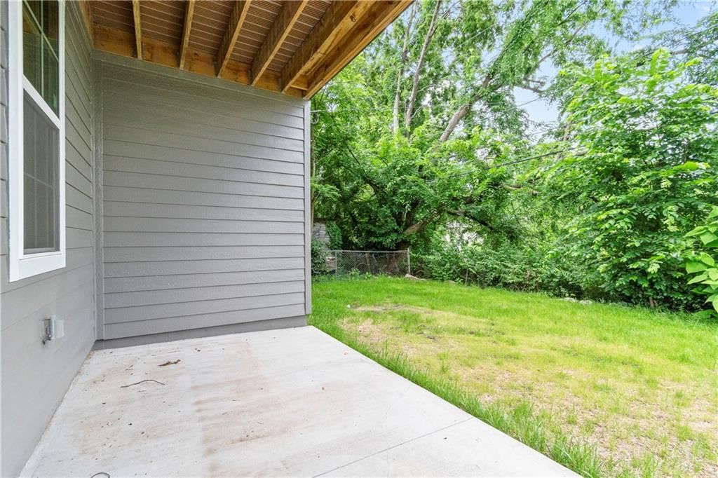 3412 Charlotte Street — photo 36