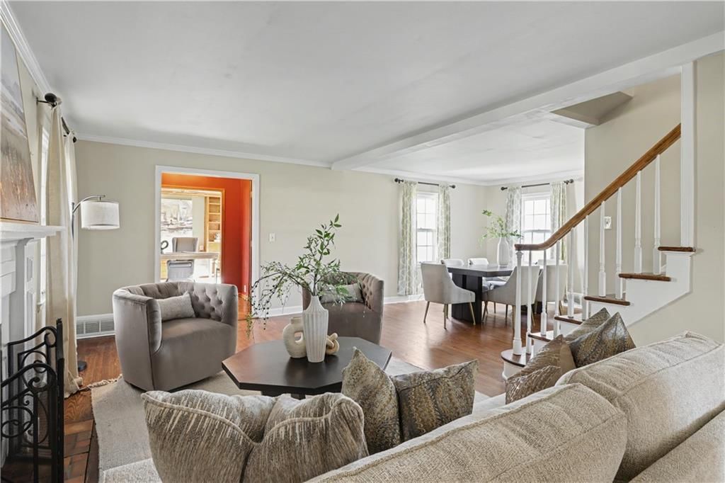 6915 Reeds Road — photo 8