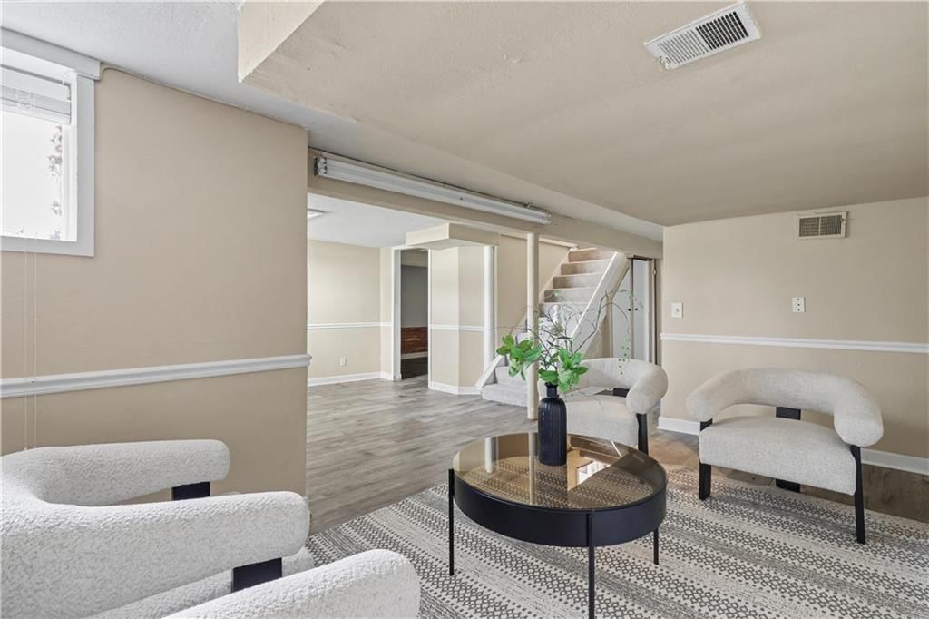 6915 Reeds Road — photo 31