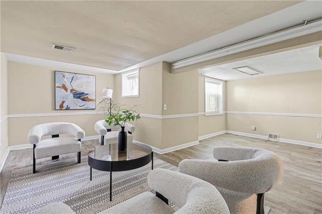 6915 Reeds Road — photo 32