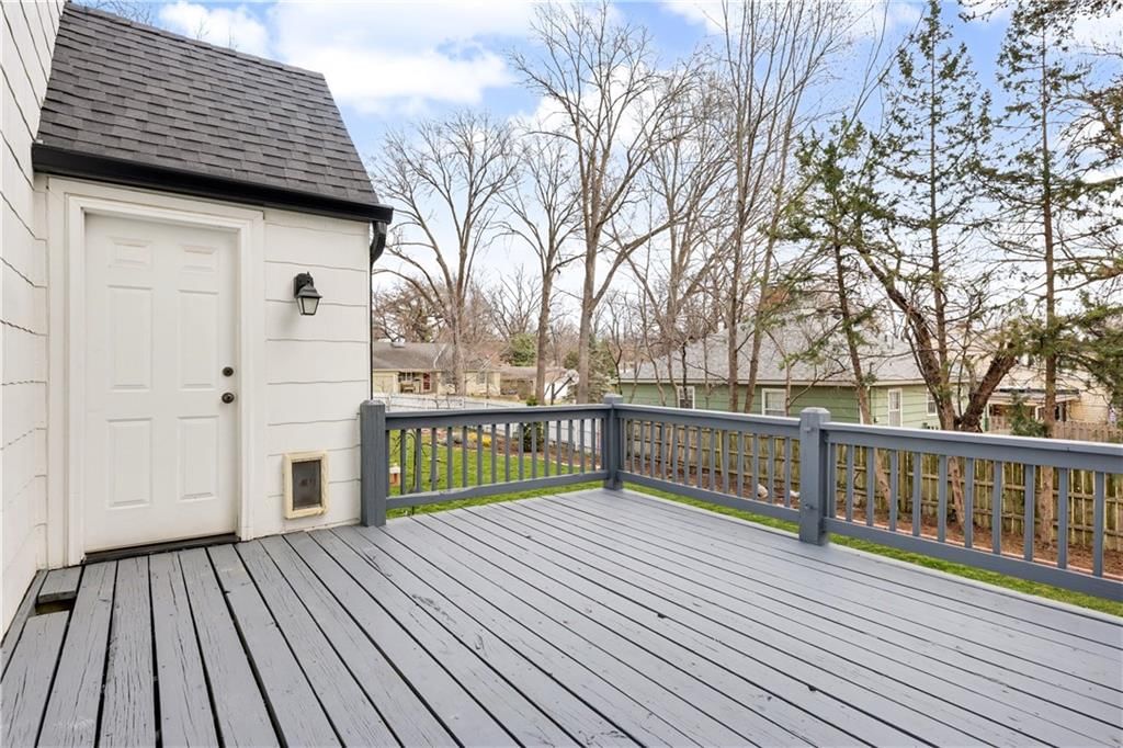 6915 Reeds Road — photo 35