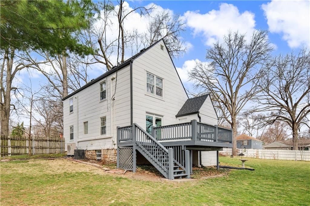 6915 Reeds Road — photo 44