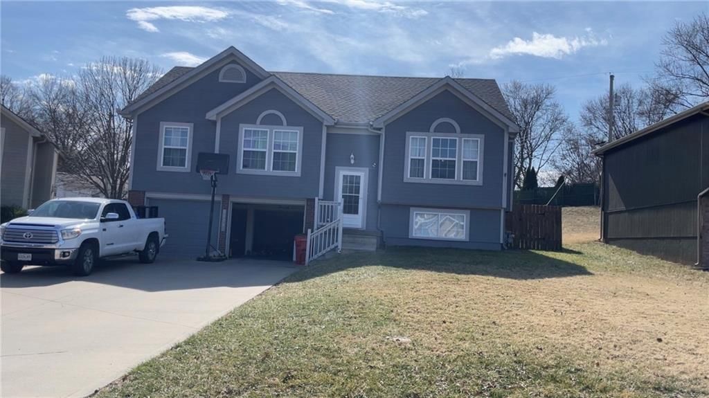 18609 E Bundschu Place, Independence, MO