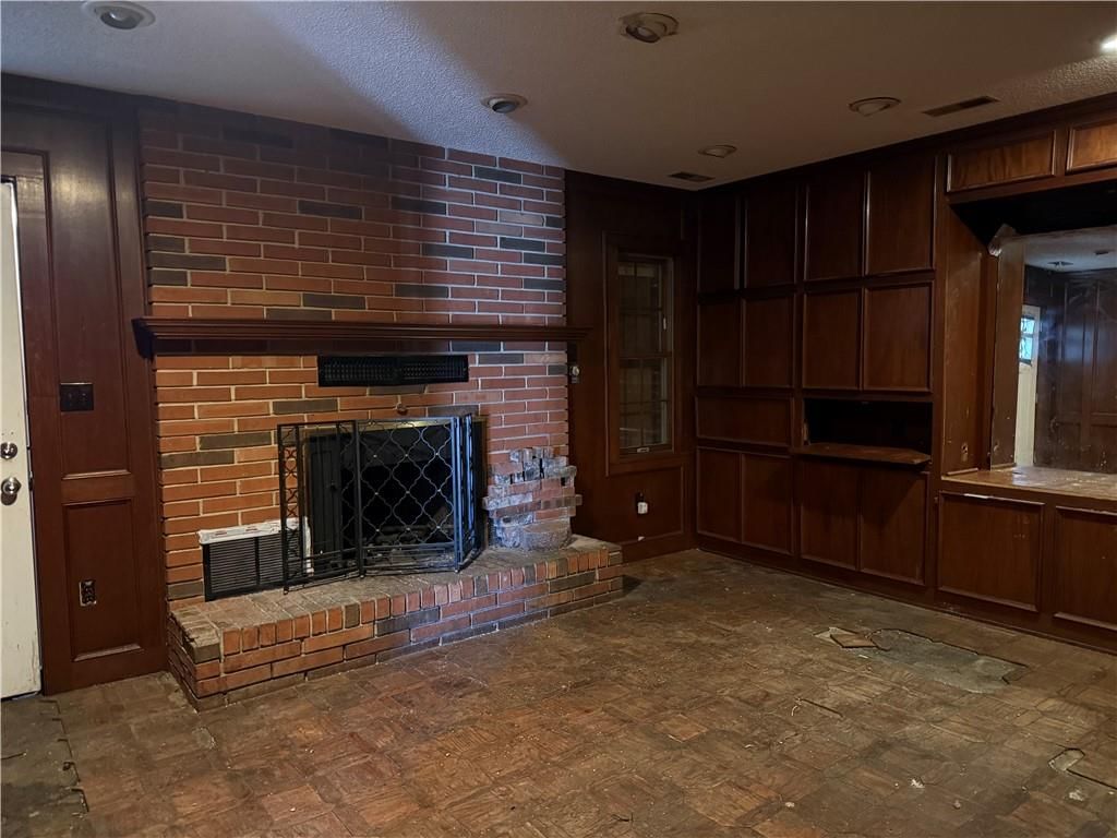 321 W Broadway Avenue — photo 6