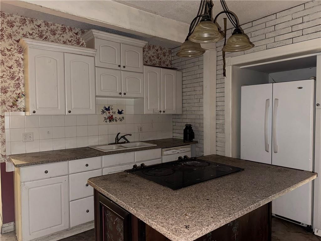 321 W Broadway Avenue — photo 10
